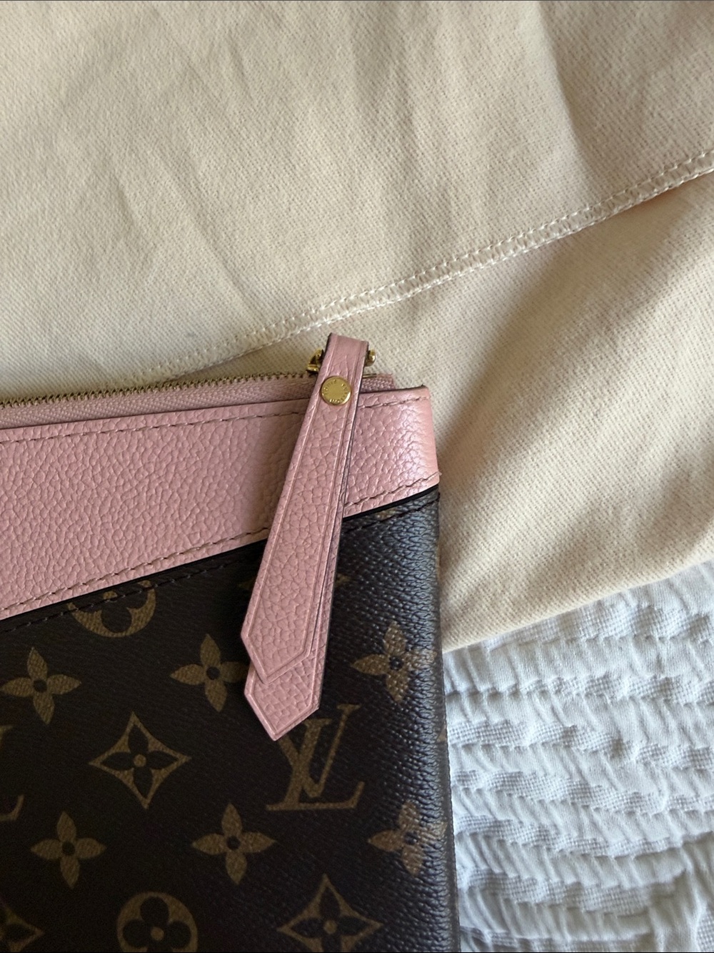 Louis Vuitton Brown Monogram Pouch with Pink Trim - Picture 4 of 5
